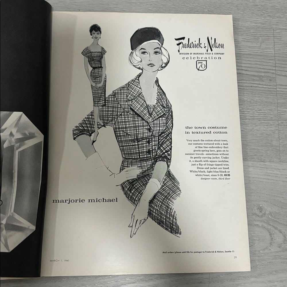 1960 Vogue Magazine with Floral Headpiece Cover 1960 - Picture 6 of 7